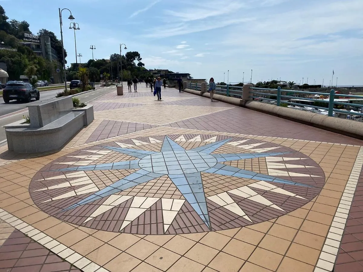 Waterfront District Apartment Genova